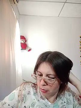 Snapshot of lorenitabella chatting on May 18, 2026, 8:13 pm lorenitabella online show from May 18, 2026, 8:13 pm
