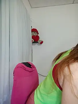lorenitabella online show from June 24, 2026, 8:57 am