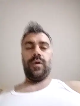 kevgir08 online show from November 18, 2025, 10:02 pm