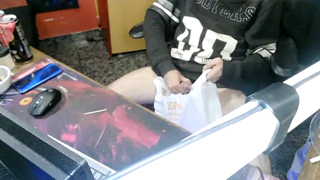 Snapshot of zorrito86 chatting on November 21, 2025, 5:45 pm zorrito86 online show from November 21, 2025, 5:45 pm