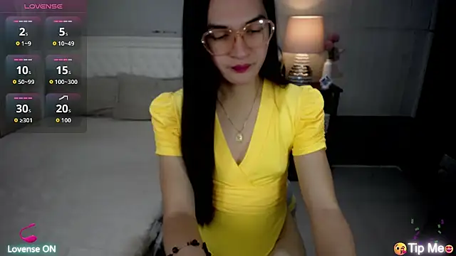 Snapshot of xAsianSweetHeart chatting on August 3, 2026, 11:42 pm xAsianSweetHeart online show from August 3, 2026, 11:42 pm