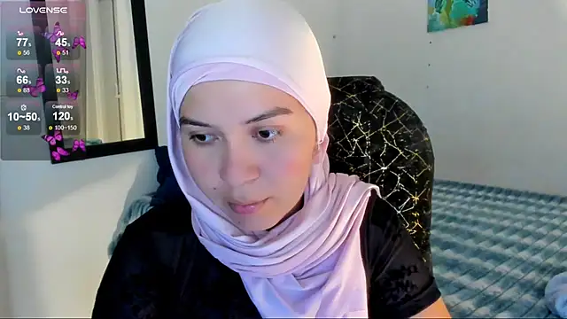 Snapshot of MatchedEyebrow chatting on May 26, 2026, 8:07 pm MatchedEyebrow online show from May 26, 2026, 8:07 pm