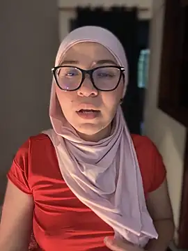 Snapshot of MatchedEyebrow chatting on November 8, 2025, 9:07 pm MatchedEyebrow online show from November 8, 2025, 9:07 pm