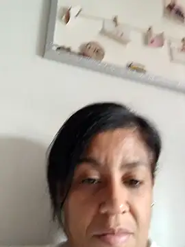 Snapshot of Molly_newman6 chatting on July 14, 2026, 10:32 am Molly newman6 online show from July 14, 2026, 10:32 am