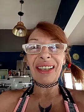 FrozenWaffle online show from February 16, 2026, 3:32 pm