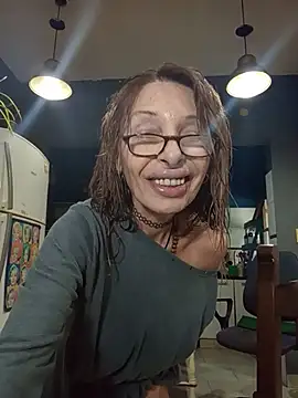 Snapshot of FrozenWaffle chatting on July 12, 2026, 5:47 pm FrozenWaffle online show from July 12, 2026, 5:47 pm