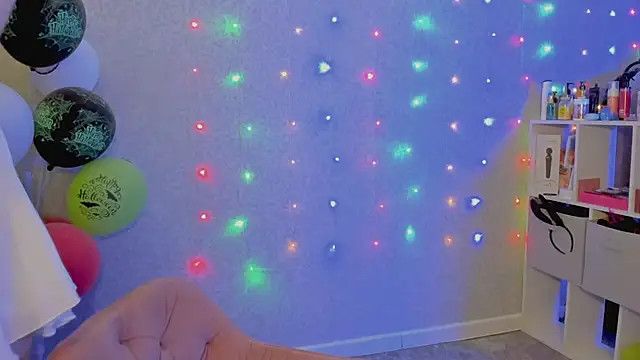 Snapshot of ReinaKousaka chatting on December 14, 2024, 8:51 pm ReinaKousaka online show from December 14, 2024, 8:51 pm