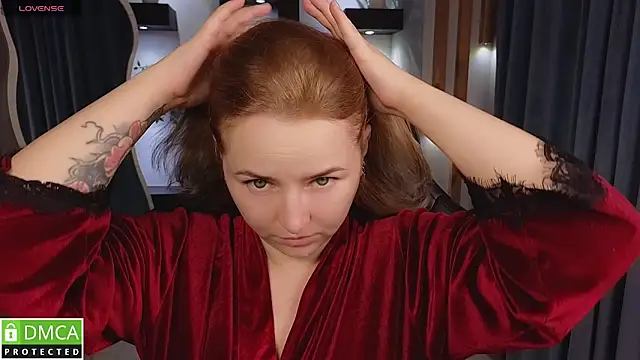 Snapshot of Mira_Mermayd chatting on November 20, 2025, 1:17 am Mira Mermayd online show from November 20, 2025, 1:17 am