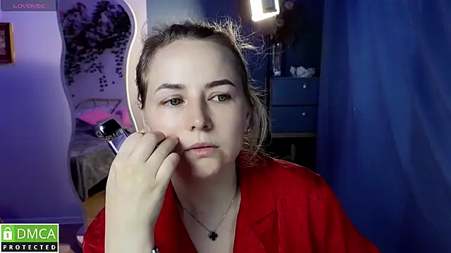 Snapshot of Mira_Mermayd chatting on June 17, 2026, 1:05 am Mira Mermayd online show from June 17, 2026, 1:05 am