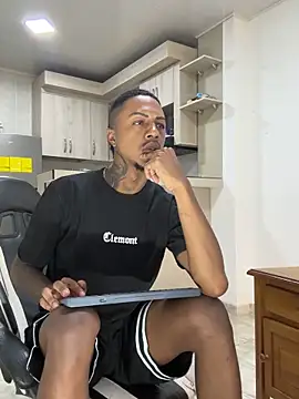 Snapshot of YeremiBrowm chatting on April 10, 2026, 3:52 pm YeremiBrowm online show from April 10, 2026, 3:52 pm