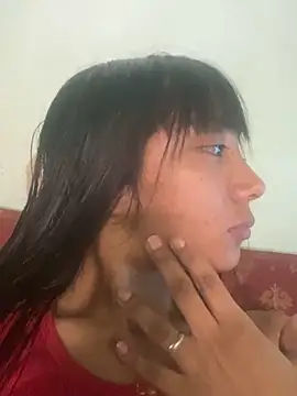 Snapshot of Karmakuro chatting on September 9, 2025, 4:49 pm Karmakuro online show from September 9, 2025, 4:49 pm