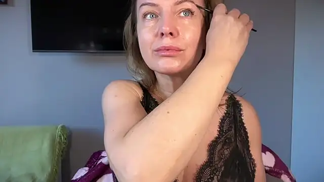 Snapshot of RachellAmazing chatting on November 6, 2025, 1:15 pm RachellAmazing online show from November 6, 2025, 1:15 pm