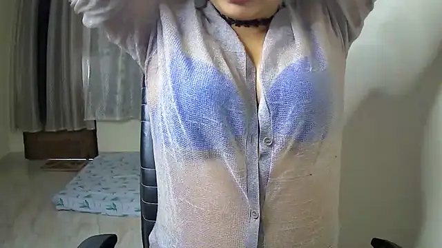 Snapshot of avav_love chatting on July 12, 2026, 12:50 pm avav love online show from July 12, 2026, 12:50 pm