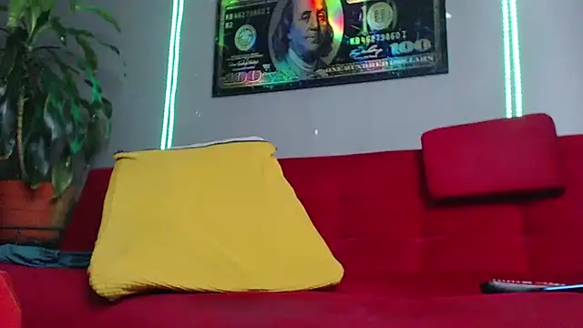 Snapshot of George_Xmith chatting on November 19, 2025, 4:18 pm George Xmith online show from November 19, 2025, 4:18 pm