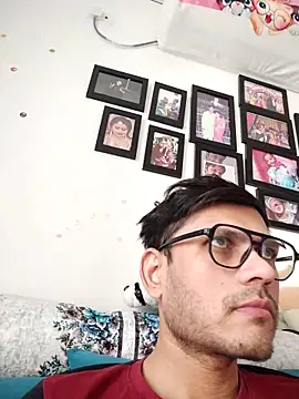 Snapshot of alex78265 chatting on November 9, 2025, 11:36 am alex78265 online show from November 9, 2025, 11:36 am