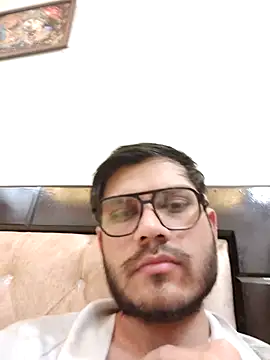 Snapshot of alex78265 chatting on November 30, 2025, 5:14 pm alex78265 online show from November 30, 2025, 5:14 pm