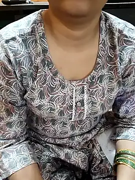 Diya 143 online show from November 12, 2025, 5:06 pm