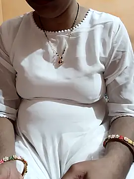 Diya 143 online show from October 24, 2025, 4:44 am