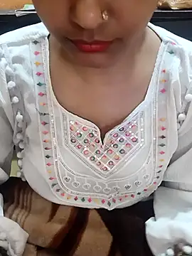 Diya 143 online show from November 19, 2025, 7:52 am