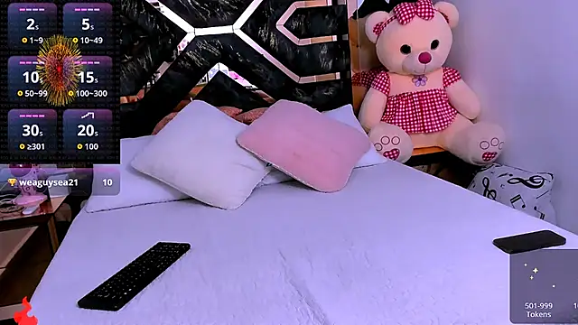 Snapshot of Tania_white89 chatting on November 4, 2025, 6:01 pm Tania white89 online show from November 4, 2025, 6:01 pm