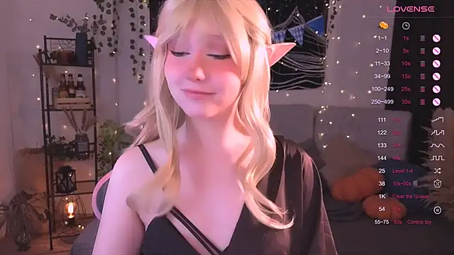 Snapshot of IrmaBell chatting on October 15, 2025, 11:35 pm IrmaBell online show from October 15, 2025, 11:35 pm