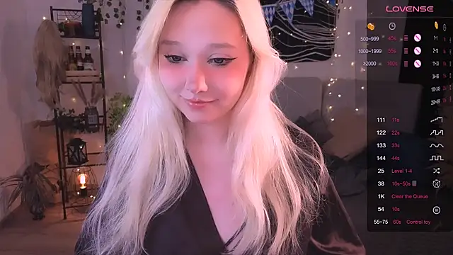 Snapshot of IrmaBell chatting on October 11, 2025, 12:00 am IrmaBell online show from October 11, 2025, 12:00 am