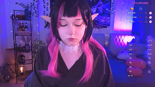 Snapshot of IrmaBell chatting on October 29, 2025, 9:03 pm IrmaBell online show from October 29, 2025, 9:03 pm