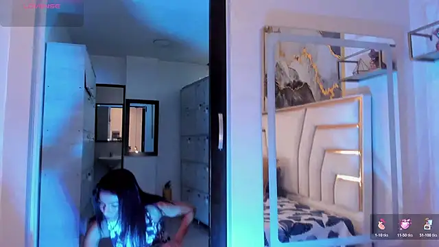 Snapshot of HannaPetit chatting on February 23, 2026, 12:28 pm HannaPetit online show from February 23, 2026, 12:28 pm