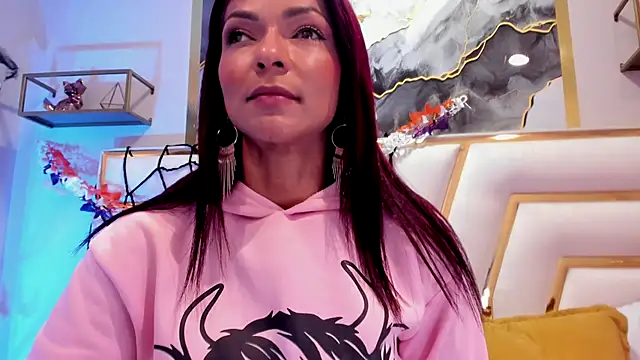 Snapshot of HannaPetit chatting on October 30, 2025, 7:00 pm HannaPetit online show from October 30, 2025, 7:00 pm