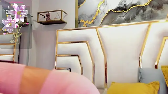 Snapshot of HannaPetit chatting on March 2, 2026, 12:34 pm HannaPetit online show from March 2, 2026, 12:34 pm