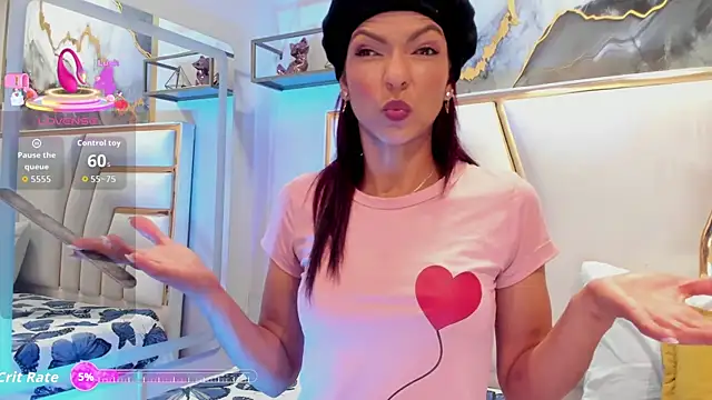 Snapshot of HannaPetit chatting on November 4, 2025, 7:06 pm HannaPetit online show from November 4, 2025, 7:06 pm