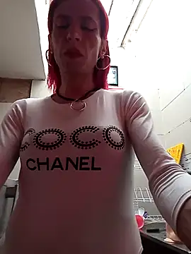 Snapshot of VanessaWolf chatting on June 21, 2026, 3:07 pm VanessaWolf online show from June 21, 2026, 3:07 pm