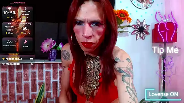 Snapshot of VanessaWolf chatting on July 18, 2026, 2:47 pm VanessaWolf online show from July 18, 2026, 2:47 pm