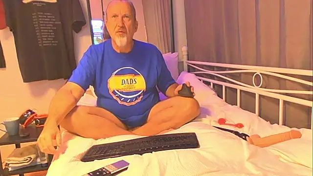 openminddaddy online show from December 20, 2024, 3:58 am
