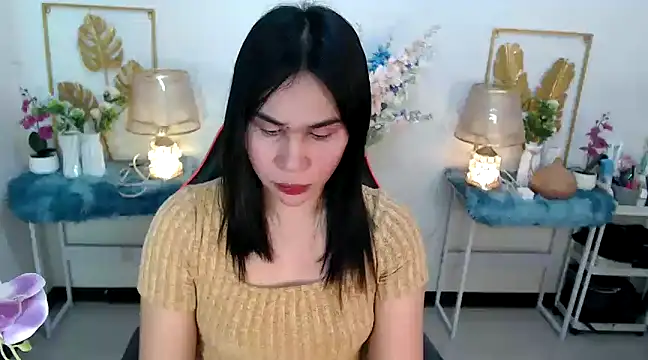 Snapshot of Asian_flabby chatting on March 12, 2025, 12:53 am Asian flabby online show from March 12, 2025, 12:53 am