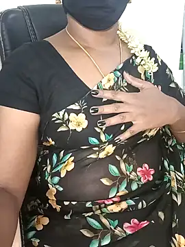Tamil-hotwife online show from December 4, 2025, 4:50 pm