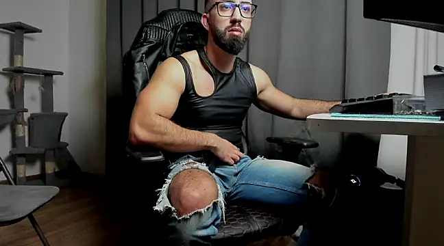 Snapshot of liamaesthetic chatting on March 5, 2025, 7:27 pm liamaesthetic online show from March 5, 2025, 7:27 pm