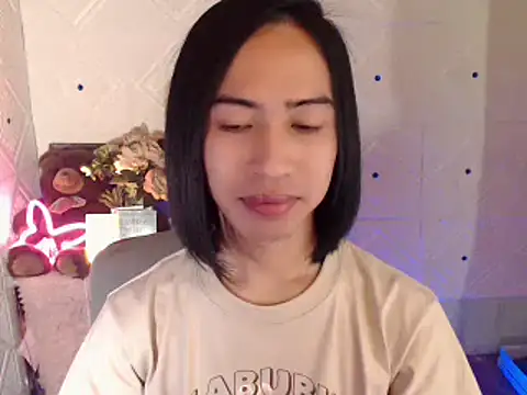 Lemonadexxx online show from February 11, 2025, 4:35 pm