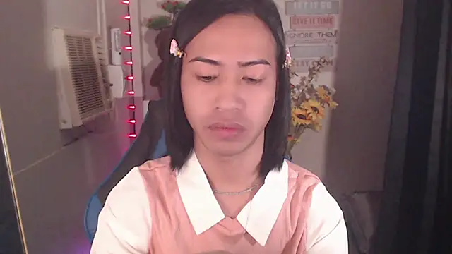 Lemonadexxx online show from December 19, 2025, 12:36 am