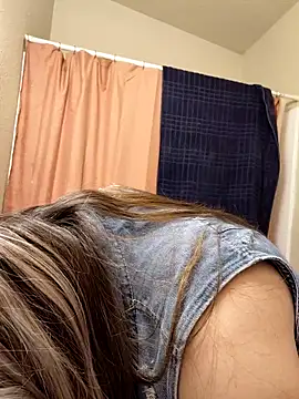 Snapshot of bootiebby chatting on March 4, 2026, 10:34 am bootiebby online show from March 4, 2026, 10:34 am