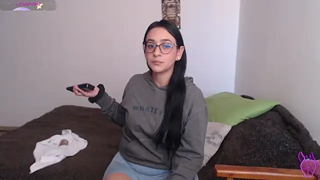 party2col online show from February 4, 2026, 1:28 pm