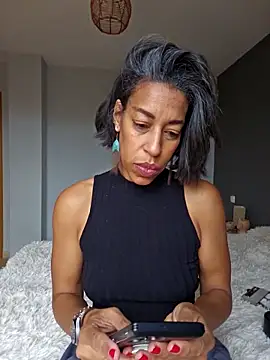 Goldenlace online show from March 6, 2026, 8:53 am