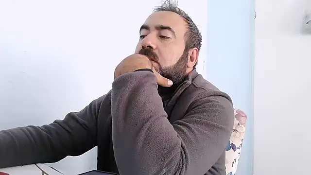 Snapshot of ZYXEL353 chatting on October 13, 2025, 12:07 pm ZYXEL353 online show from October 13, 2025, 12:07 pm