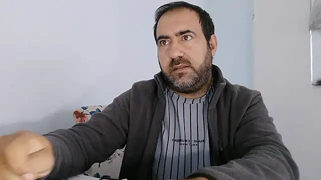 Snapshot of ZYXEL353 chatting on November 10, 2025, 7:57 am ZYXEL353 online show from November 10, 2025, 7:57 am