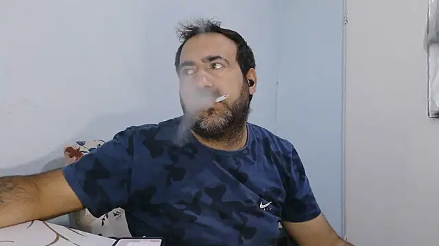 Snapshot of ZYXEL353 chatting on November 12, 2025, 12:15 am ZYXEL353 online show from November 12, 2025, 12:15 am