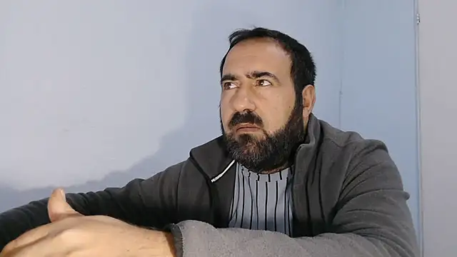 Snapshot of ZYXEL353 chatting on October 18, 2025, 12:23 am ZYXEL353 online show from October 18, 2025, 12:23 am