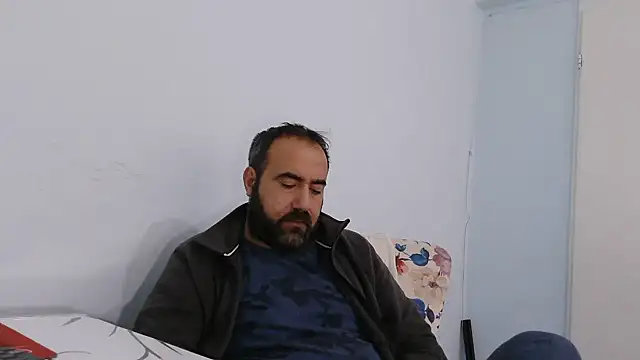 Snapshot of ZYXEL353 chatting on November 23, 2025, 1:32 pm ZYXEL353 online show from November 23, 2025, 1:32 pm