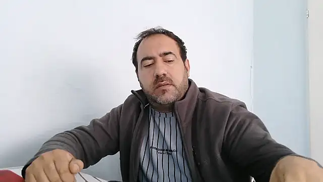 Snapshot of ZYXEL353 chatting on November 5, 2025, 9:12 am ZYXEL353 online show from November 5, 2025, 9:12 am