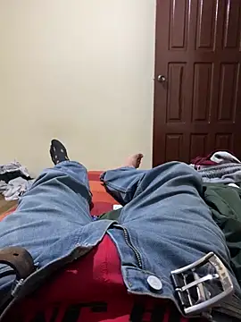 Snapshot of stuard-19 chatting on March 11, 2026, 4:06 am stuard-19 online show from March 11, 2026, 4:06 am