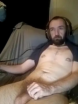 Snapshot of ShadowyTube chatting on October 27, 2025, 3:29 am ShadowyTube online show from October 27, 2025, 3:29 am